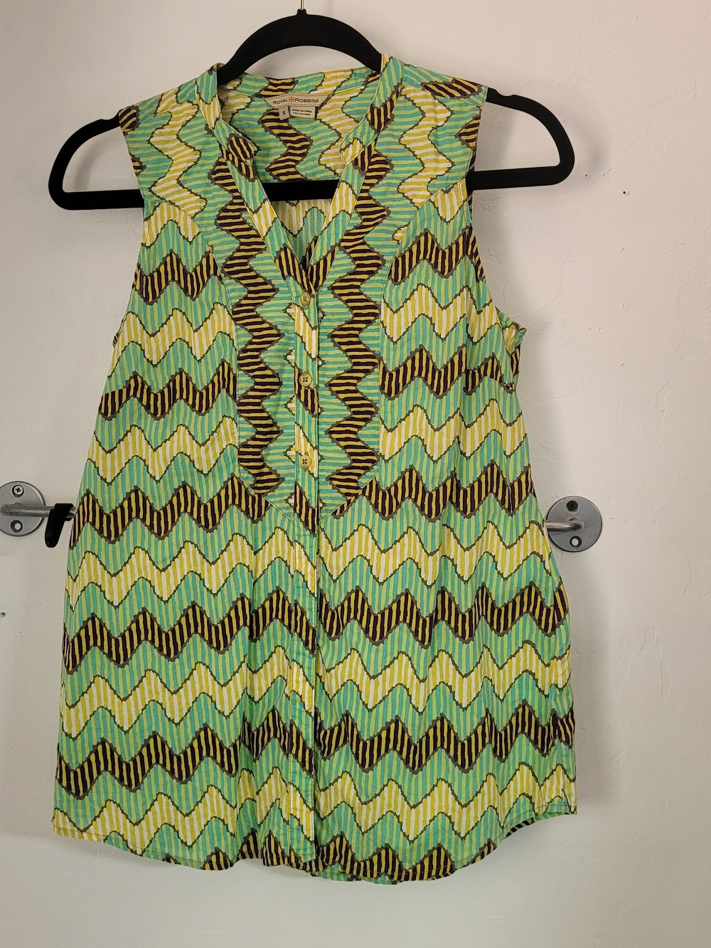 Royal Robbins Sleeveless Button-Down Top